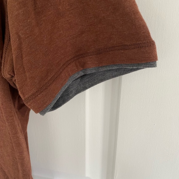 Men’s Saks Fifth Avenue T-Shirt - Picture 4 of 4